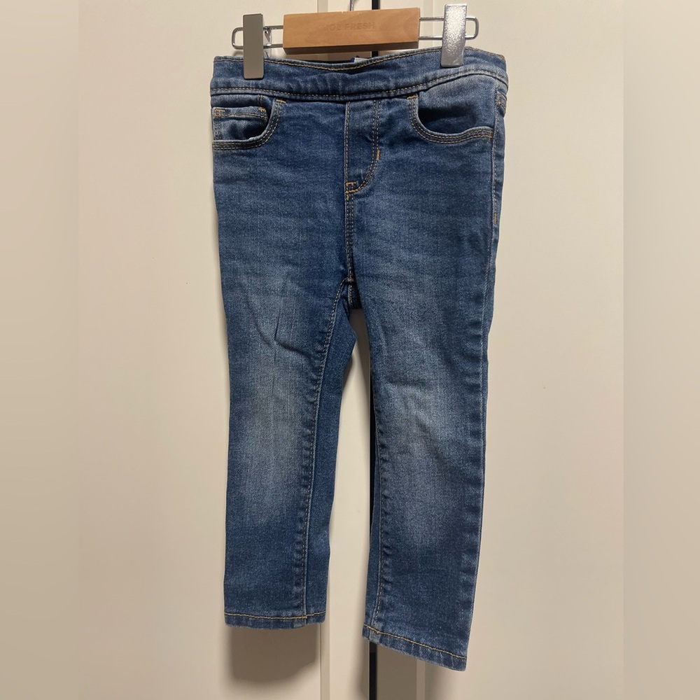 3 for 10$ ❤️ 2T ❤️ Old Navy Classic Blue Jeans